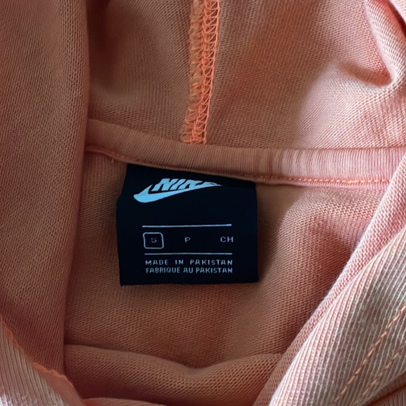 Nike hoodie - Picture 2 of 2